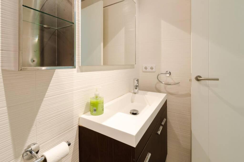 Апартаменты Apartamento Las Brisas Кадис Экстерьер фото