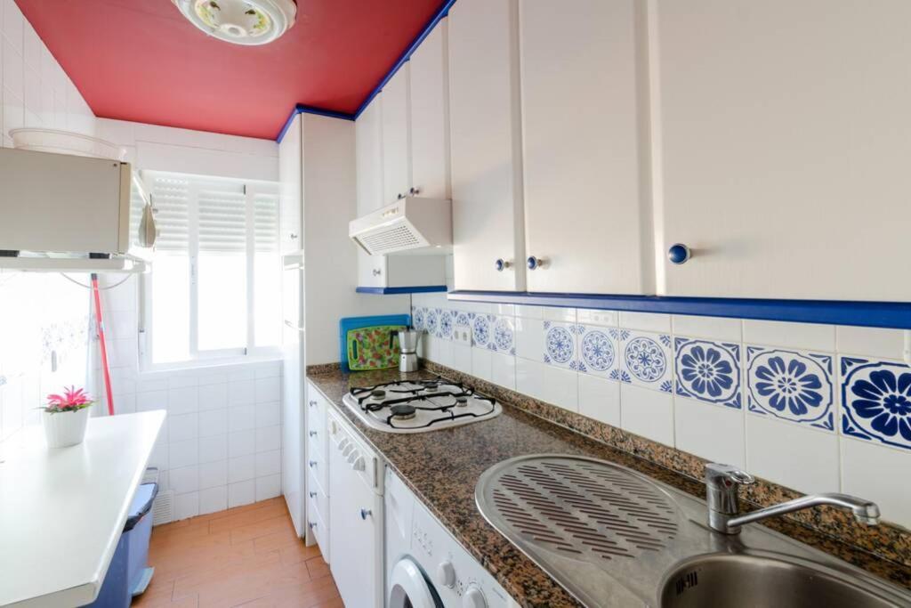 Апартаменты Apartamento Las Brisas Кадис Экстерьер фото