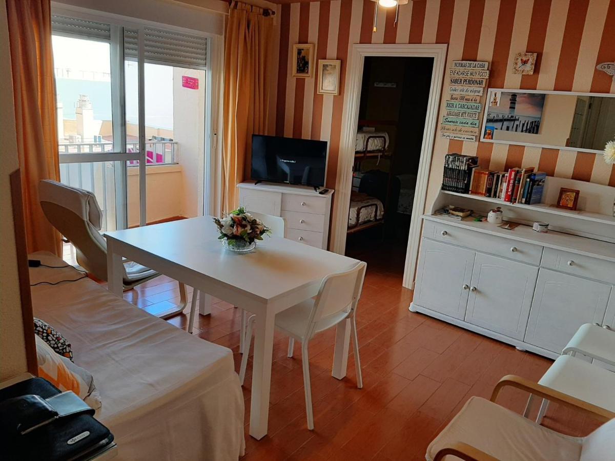 Апартаменты Apartamento Las Brisas Кадис Экстерьер фото